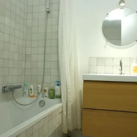 Apartment Sunny Garibaldi Port, Private Parking Nice